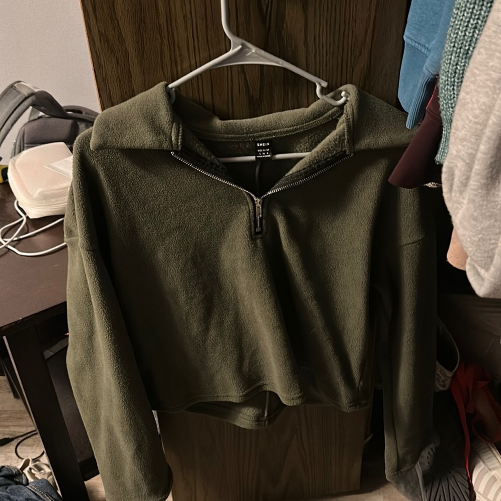 Shien cropped 1/4 zip